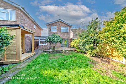 3 bedroom detached house for sale, Lawnoaks Close, Walsall WS8