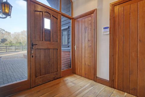 4 bedroom house for sale, Pages Lane, Romford, RM3