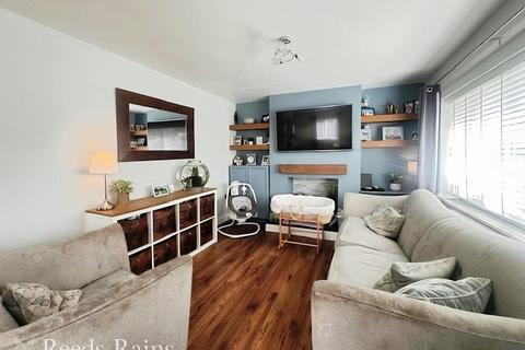 3 bedroom semi-detached house for sale, Barrows Green Lane, Cheshire WA8
