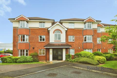 2 bedroom apartment to rent, Tiverton Drive, Cheshire SK9