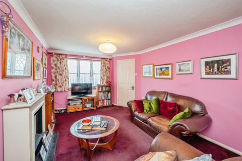 4 bedroom detached house for sale, Prince Of Wales Road, Caister-On-Sea, Great Yarmouth