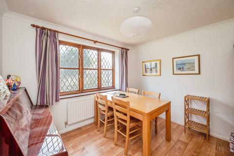 4 bedroom detached house for sale, Prince Of Wales Road, Caister-On-Sea, Great Yarmouth