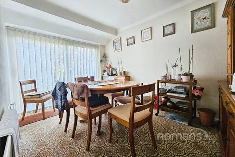 undefined, Pondtail Road, Fleet, Hampshire