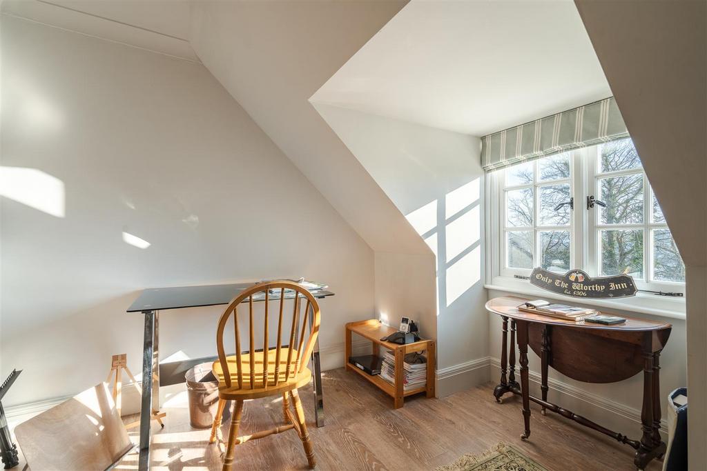 1-Trewinnard-Court interiors-28.jpg