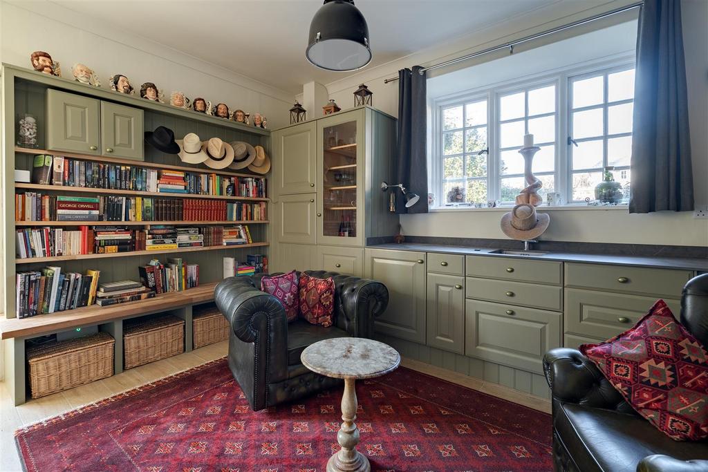 1-Trewinnard-Court interiors-36.jpg