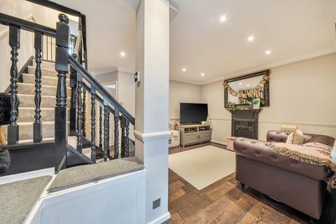 4 bedroom detached house for sale, Paddock Road, Bexleyheath, Kent, DA6