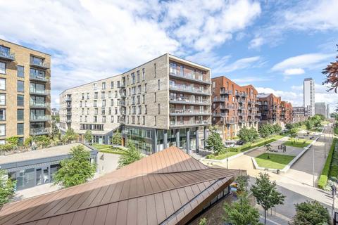 2 bedroom flat to rent, Pell Street, London SE8