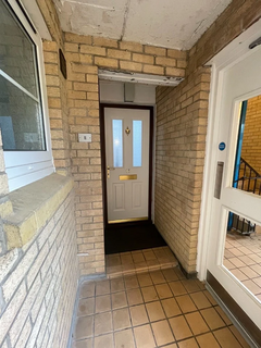 3 bedroom apartment to rent, Haltside, Hatfield, AL10