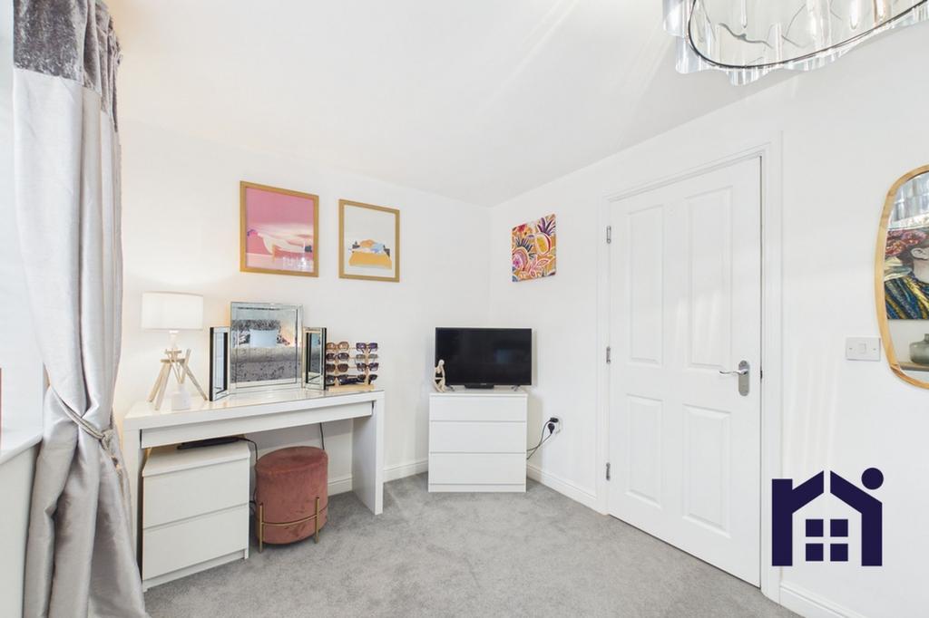 Guest bedroom