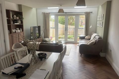 3 bedroom semi-detached house for sale, Mill Rise, Barnsley