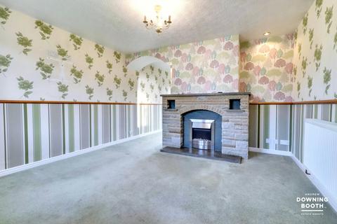 3 bedroom semi-detached house for sale, Ferndale Road, Lichfield, WS13 7DL - No Upward Chain