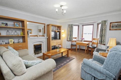 2 bedroom flat for sale, Hyndford Road, Lanark