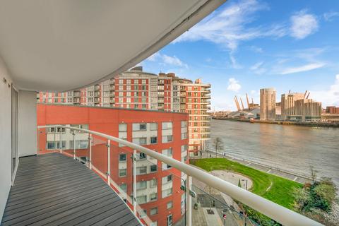 1 bedroom flat for sale, Aurora Building, 164 Blackwall Way, London