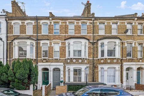 2 bedroom flat to rent, Munster Road, London