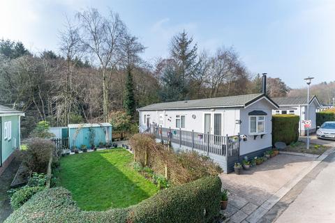 undefined, Otley Old Road, Leeds LS18