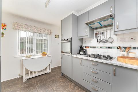 undefined, Otley Old Road, Leeds LS18