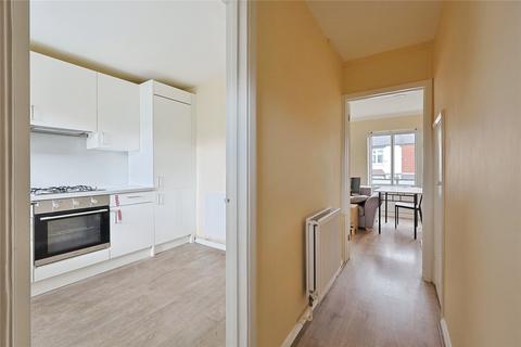 2 bedroom apartment to rent, Brook Lane North, Brentford, TW8