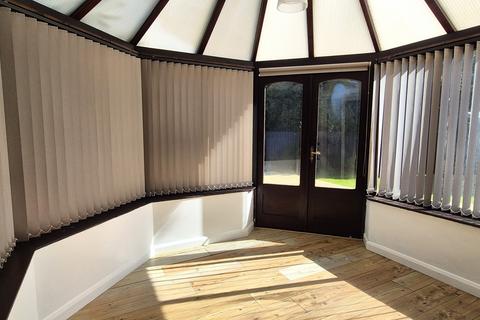 2 bedroom house to rent, Medlock Crescent, SPALDING