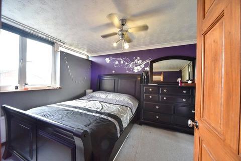 3 bedroom terraced house for sale, Clare Close, Mildenhall, Bury St. Edmunds, Suffolk, IP28