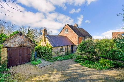 3 bedroom semi-detached house for sale, Whitebread Lane, Beckley, Rye, East Sussex, TN31