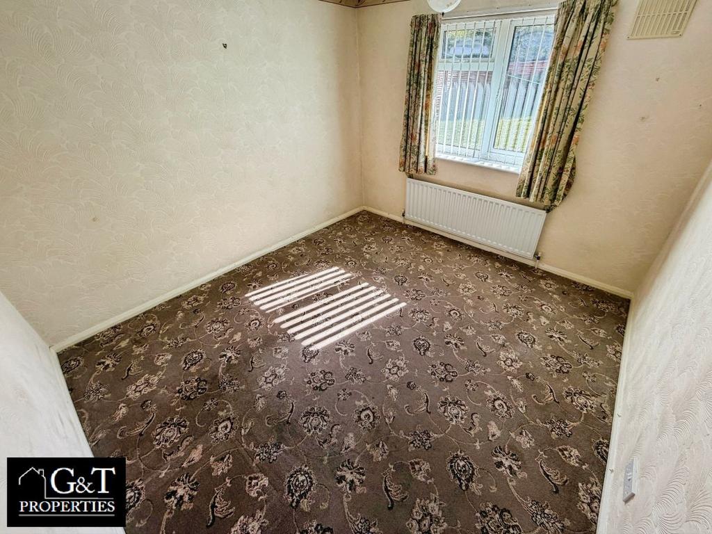 Second bedroom