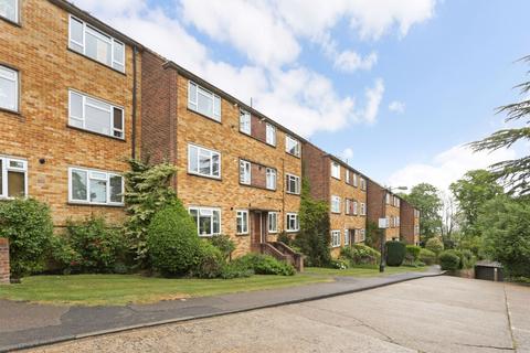undefined, Summerland Gardens London N10
