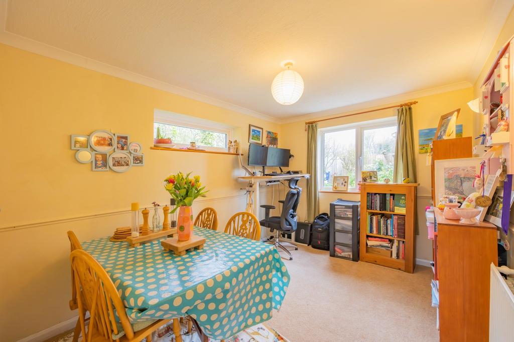 Ewemove Taunton - Castlemans Road (7)