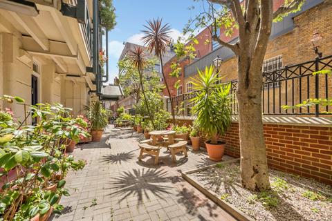 1 bedroom flat to rent, Fletcher Buildings, Martlett Court, London