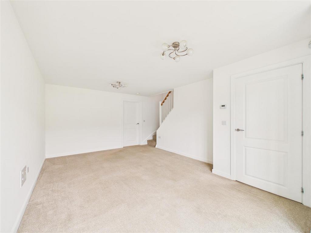 CAM03303 G0-PR0340-STILL007.jpg