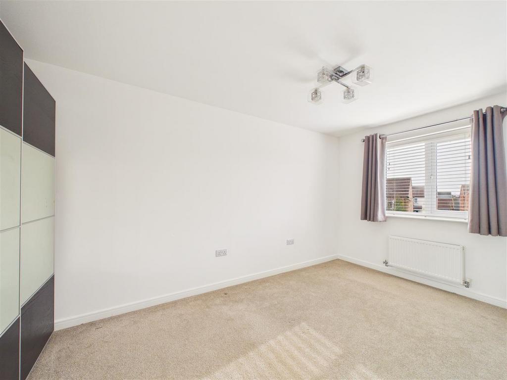 CAM03303 G0-PR0340-STILL010.jpg