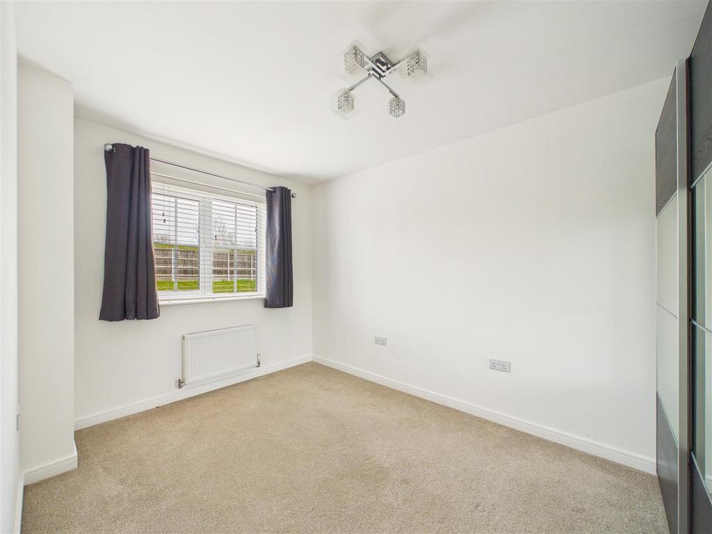 CAM03303 G0-PR0340-STILL009.jpg