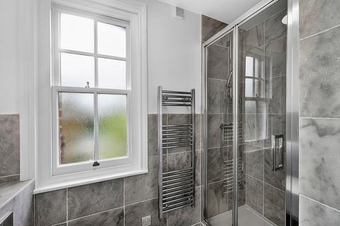 1 bedroom flat to rent, Walcot Gardens, 136 Kennington Road, London