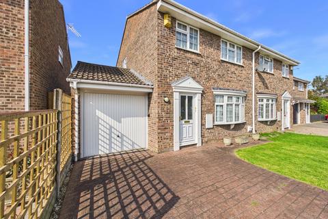 undefined, Thrush Close, Abbeydale, Gloucester, Gloucestershire, GL4