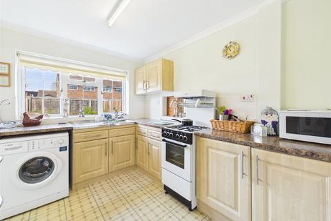undefined, Thrush Close, Abbeydale, Gloucester, Gloucestershire, GL4