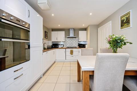 undefined, Parrott Grove, Marston Moretaine, Bedford