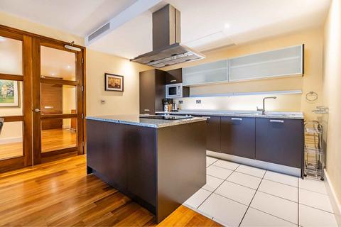 3 bedroom flat for sale, South Wharf Road, London, W2