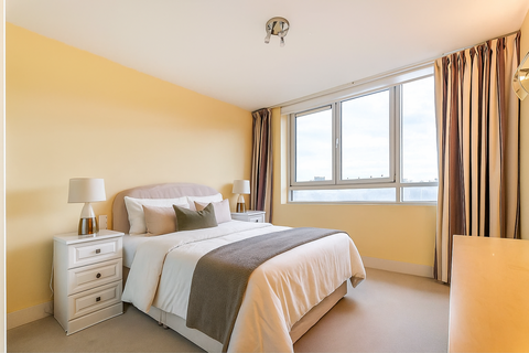 3 bedroom flat for sale, South Wharf Road, London, W2