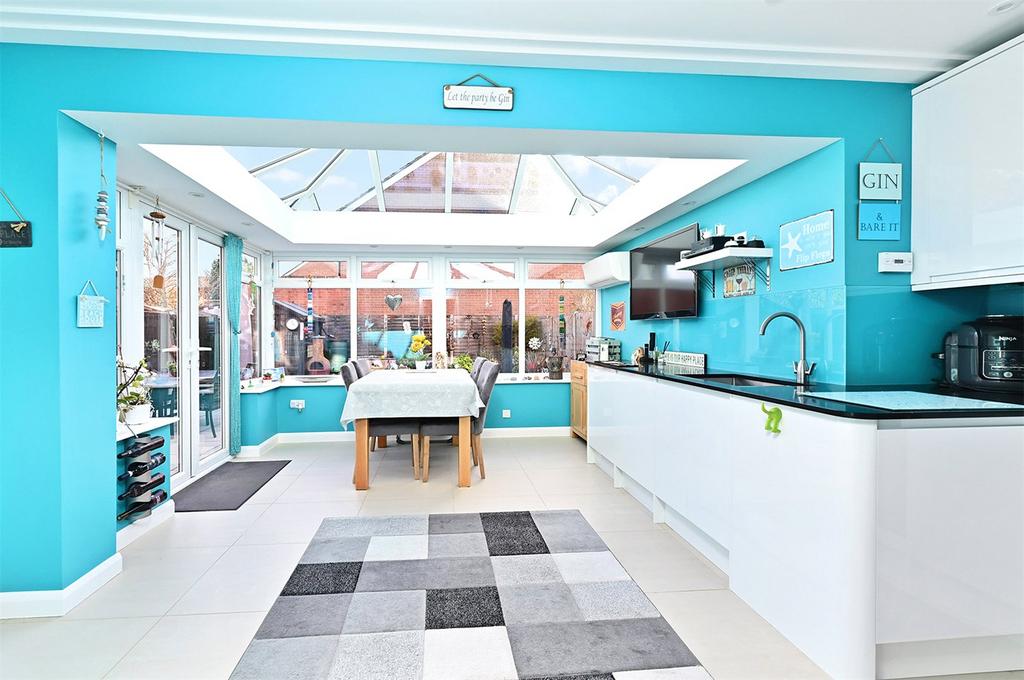Kitchen/ Diner
