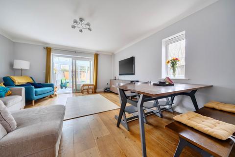 3 bedroom end of terrace house for sale, Derwent Drive, Maidenhead