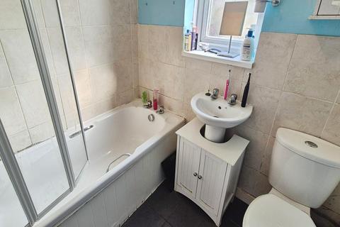 2 bedroom semi-detached house for sale, High Meadow, Cannock Wood, Rugeley