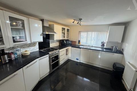 3 bedroom semi-detached house for sale, Bucklands End Lane, Birmingham, West Midlands