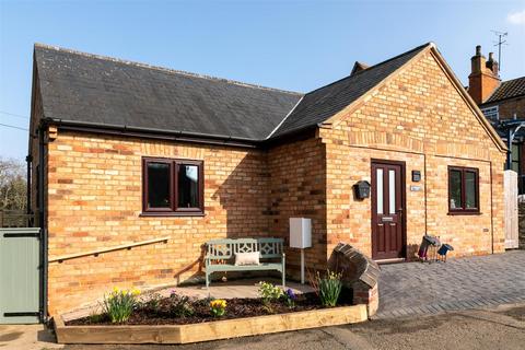 1 bedroom detached bungalow for sale, Northlea, Weston by Welland