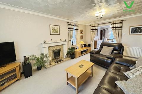 4 bedroom detached house for sale, Wordsworth Court, Crook