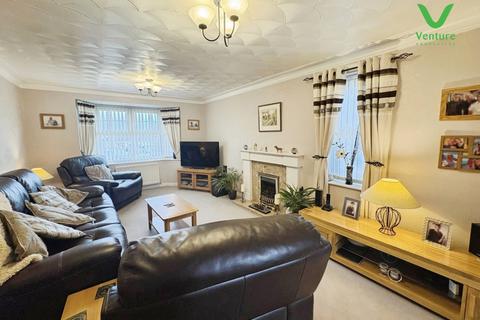 4 bedroom detached house for sale, Wordsworth Court, Crook