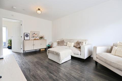 2 bedroom end of terrace house for sale, Juniper Avenue, Wolverhampton, West Midlands, WV10