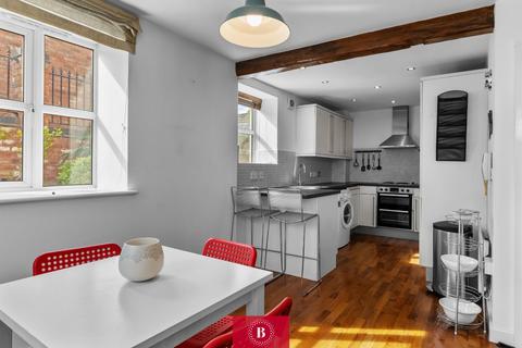 undefined, Albert Street, Warwick