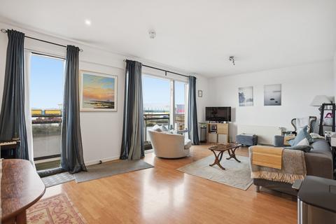 2 bedroom apartment for sale, Meadowside Quay Walk, Glasgow G11