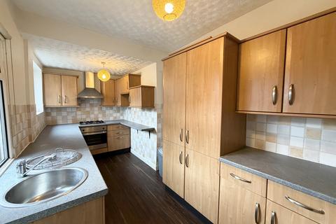2 bedroom terraced house to rent, Harris Street, St. Helens, WA10