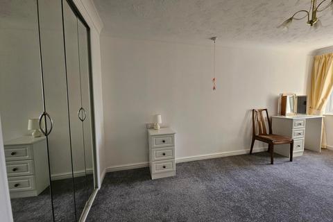 1 bedroom flat to rent, Riverland Court, Christchurch, BH23