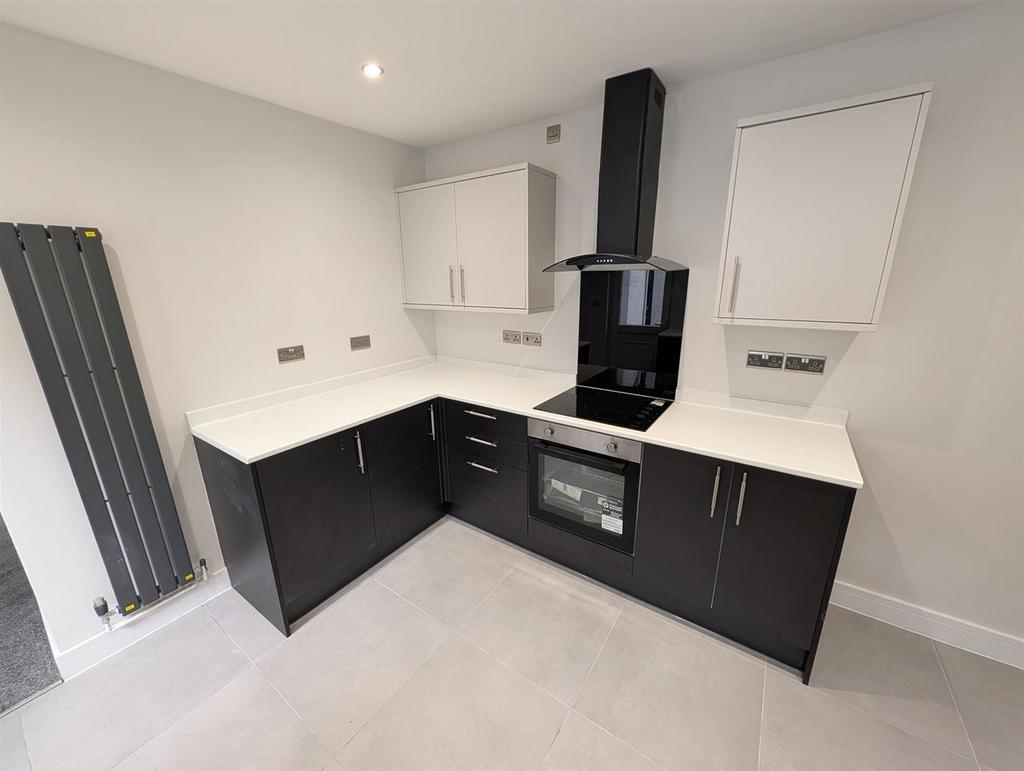 Clydach st 2.jpg
